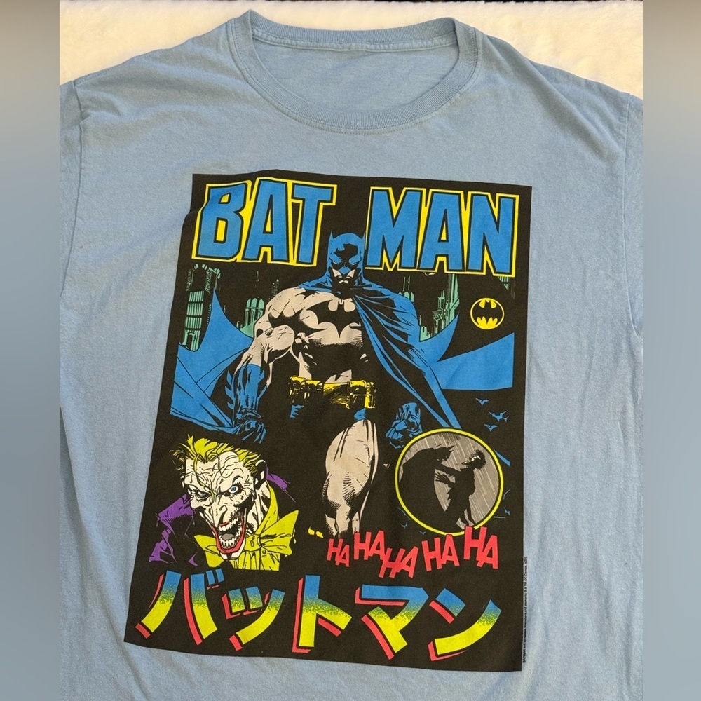 DC Comics Batman & The Joker Short Sleeve T-Shirt- size M